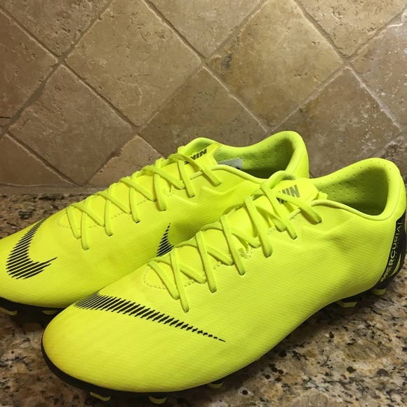 Men’s Nike Mercurial Vapor 12 - Picture 4 of 8